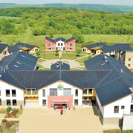 Euroville Jugend- Und Sporthotel เนาม์บวร์ก ภายนอก รูปภาพ