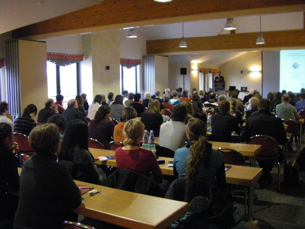 Euroville Jugend- Und Sporthotel เนาม์บวร์ก ภายนอก รูปภาพ