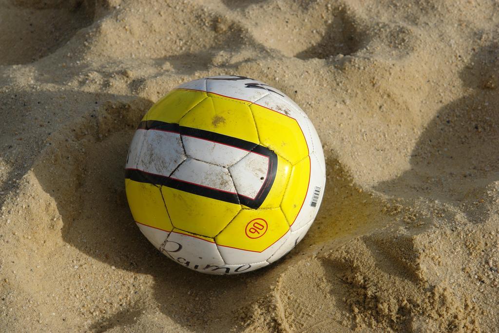 Euroville Jugend- Und Sporthotel เนาม์บวร์ก ภายนอก รูปภาพ